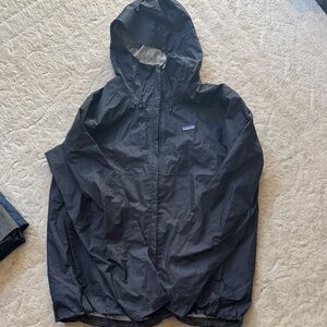 Patagonia Men's Black Hooded Jacket